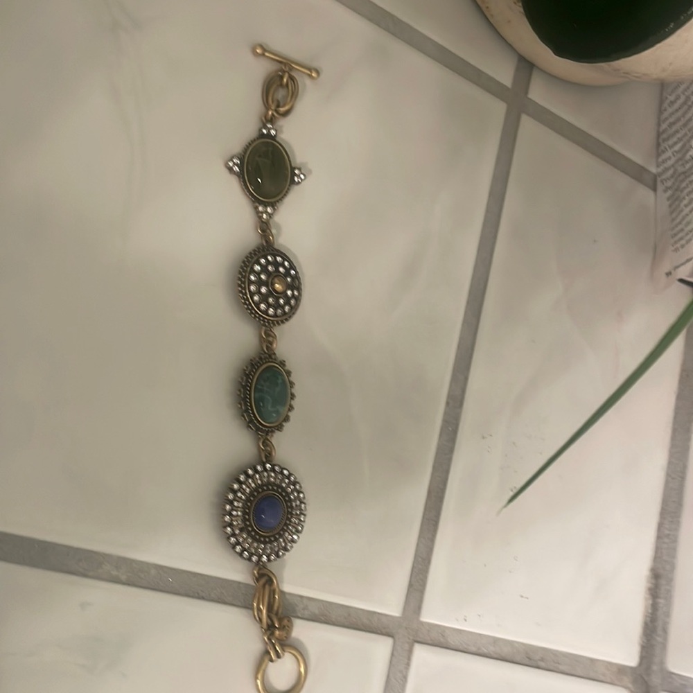 Loft bracelet